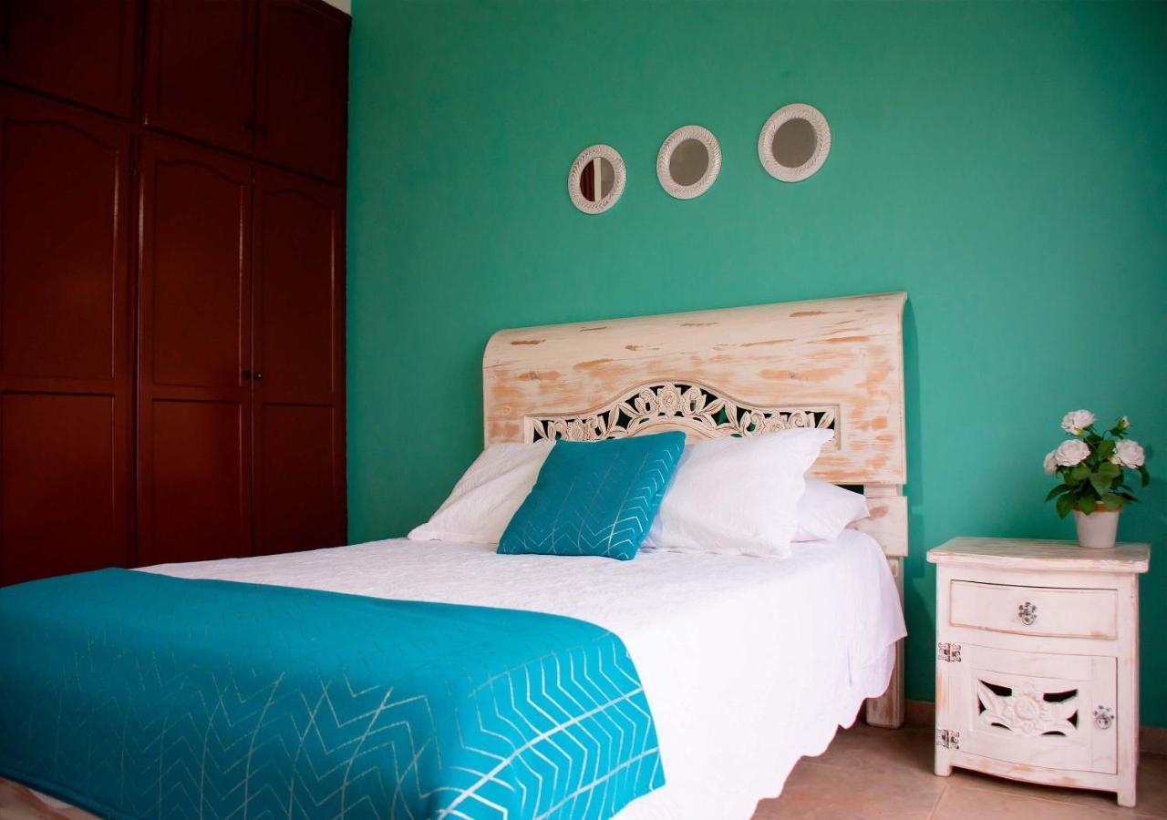 Panorama Pueblo Tapao Villa Armenia  Room photo